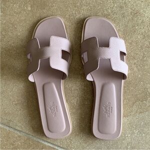❤️Hermes Oran sandal rose porcelain 37.5